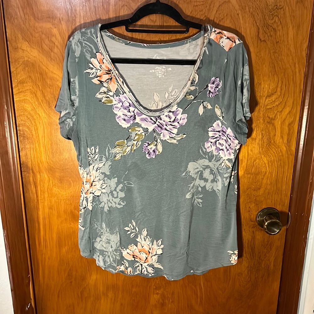 Maurice’s top